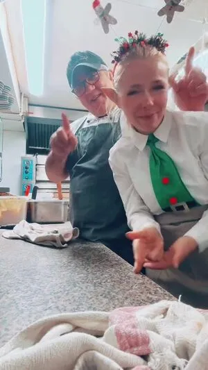 Smileydani158 OnlyFans Leaked Free Thumbnail Picture - #igiuSi76u3