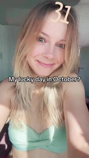 Smileydani158 OnlyFans Leaked Free Thumbnail Picture - #jZq9C8KzzJ