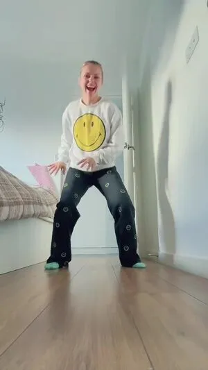 Smileydani158 OnlyFans Leaked Free Thumbnail Picture - #jlE4A5B6jl