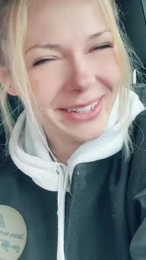 Smileydani158 OnlyFans Leaked Free Thumbnail Picture - #kH0MRpblvp