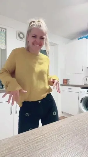 Smileydani158 OnlyFans Leaked Free Thumbnail Picture - #klkj0HToW2