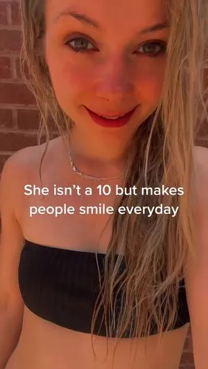 Smileydani158 OnlyFans Leaked Free Thumbnail Picture - #ksik4KU7aS