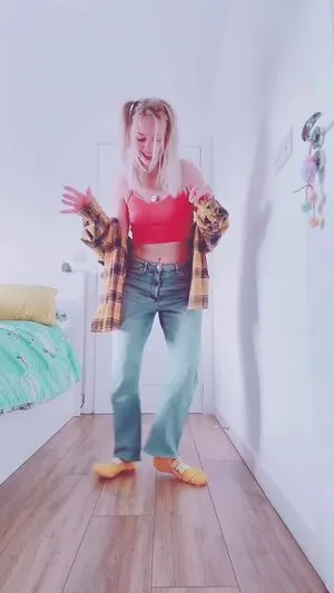 Smileydani158 OnlyFans Leaked Free Thumbnail Picture - #laziKzhCQu