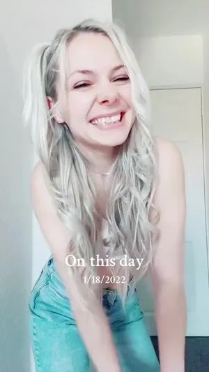 Smileydani158 OnlyFans Leaked Free Thumbnail Picture - #mE0Qp4U8D1