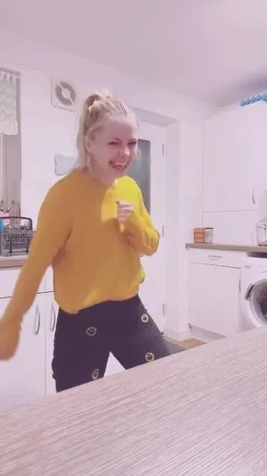 Smileydani158 OnlyFans Leaked Free Thumbnail Picture - #ms1WQmyH02