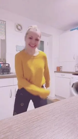 Smileydani158 OnlyFans Leaked Free Thumbnail Picture - #mvGwM95hvI