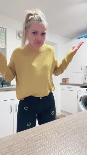 Smileydani158 OnlyFans Leaked Free Thumbnail Picture - #oXI7zWBSpd