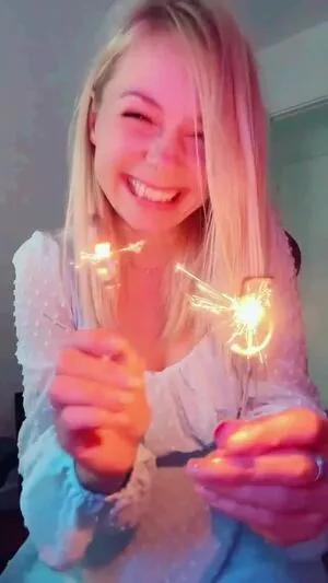 Smileydani158 OnlyFans Leaked Free Thumbnail Picture - #on8buUaG7l