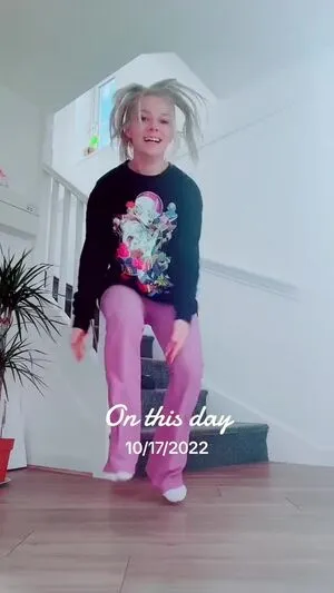 Smileydani158 OnlyFans Leaked Free Thumbnail Picture - #oxrm4KrFXf