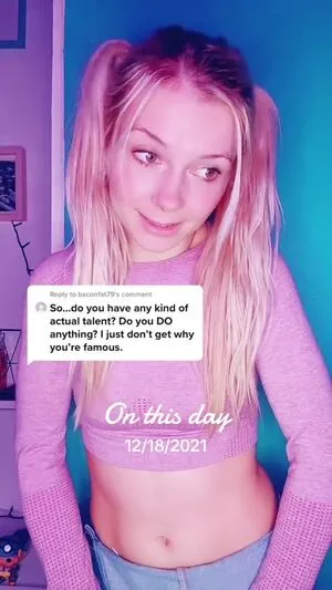 Smileydani158 OnlyFans Leaked Free Thumbnail Picture - #p0lRbdn5GL