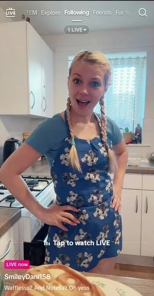 Smileydani158 OnlyFans Leaked Free Thumbnail Picture - #qh4mjRn3JG