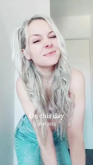 Smileydani158 OnlyFans Leaked Free Thumbnail Picture - #rZX9AdCi16