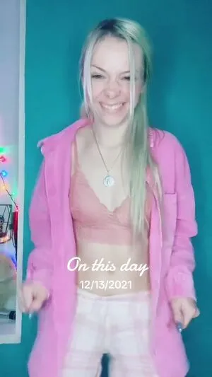 Smileydani158 OnlyFans Leaked Free Thumbnail Picture - #rZkmH7HT6A