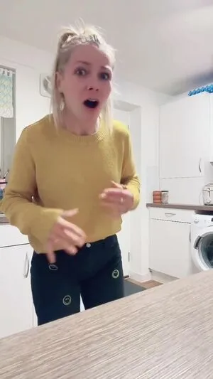 Smileydani158 OnlyFans Leaked Free Thumbnail Picture - #sLfjiTCp9F