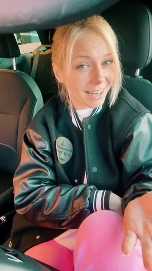 Smileydani158 OnlyFans Leaked Free Thumbnail Picture - #sLt9aprNdS