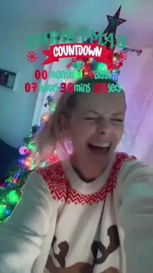 Smileydani158 OnlyFans Leaked Free Thumbnail Picture - #siLBER5SF6