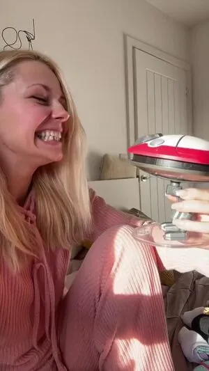 Smileydani158 OnlyFans Leaked Free Thumbnail Picture - #tKibVn4Gx4