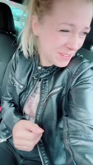 Smileydani158 OnlyFans Leaked Free Thumbnail Picture - #uA9354c6bX