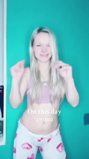 Smileydani158 OnlyFans Leaked Free Thumbnail Picture - #uN4CCRVXB1