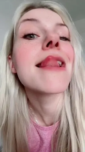 Smileydani158 OnlyFans Leaked Free Thumbnail Picture - #v9DhjZz4ZD