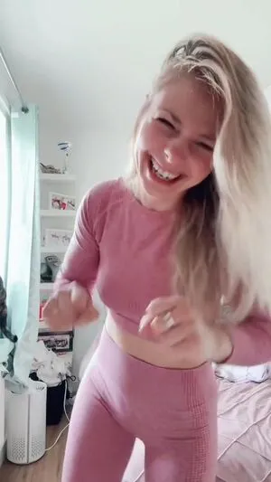 Smileydani158 OnlyFans Leaked Free Thumbnail Picture - #vKAmhb0hGq