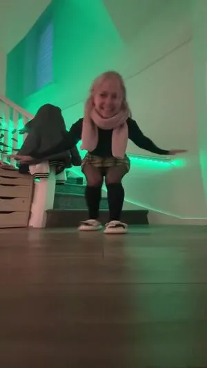 Smileydani158 OnlyFans Leaked Free Thumbnail Picture - #vMubF2CbU9