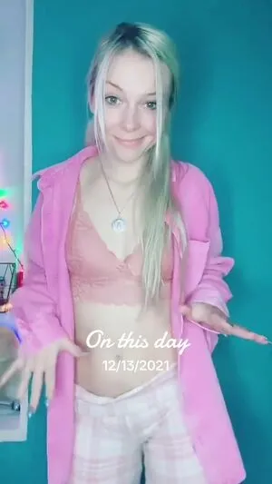 Smileydani158 OnlyFans Leaked Free Thumbnail Picture - #x5pdlMgw6Q