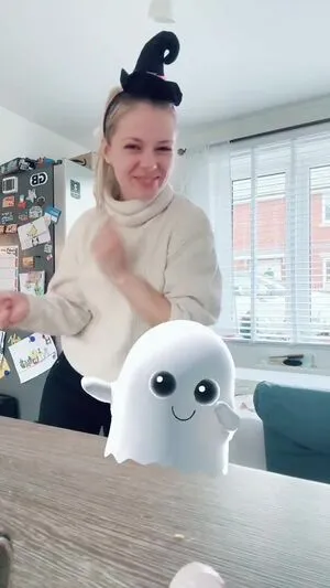 Smileydani158 OnlyFans Leaked Free Thumbnail Picture - #xAK5NUsC64