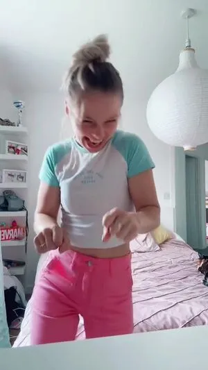 Smileydani158 OnlyFans Leaked Free Thumbnail Picture - #xPpbGdFMzP