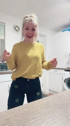 Smileydani158 OnlyFans Leaked Free Thumbnail Picture - #yL1Tdrelkx