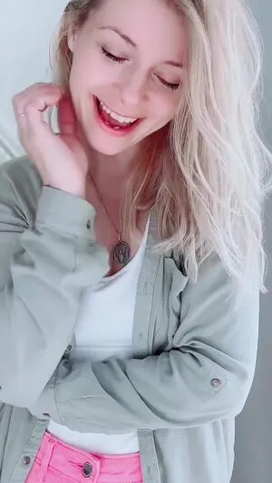 Smileydani158 OnlyFans Leaked Free Thumbnail Picture - #z3JmXCduRk