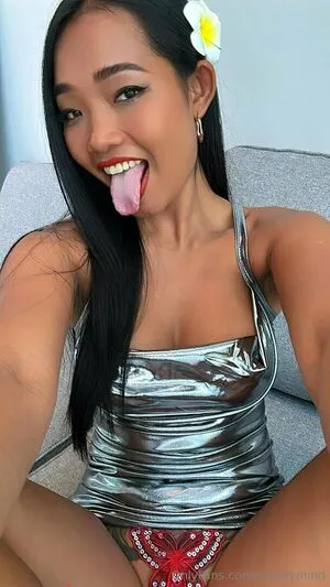 Smileymind OnlyFans Leaked Free Thumbnail Picture - #KMiKX3i3wS