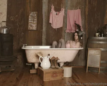 Smileyrhye OnlyFans Leaked Free Thumbnail Picture - #8Bqp9de1An
