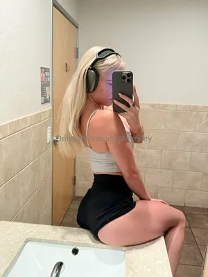 Smileyryley OnlyFans Leaked Free Thumbnail Picture - #YcX3WUg6z4