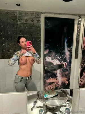 Smiling Dutchie OnlyFans Leaked Free Thumbnail Picture - #UYFABFA6d6