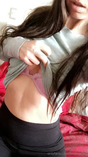 Smilingcici OnlyFans Leaked Free Thumbnail Picture - #81nvRMnCSy