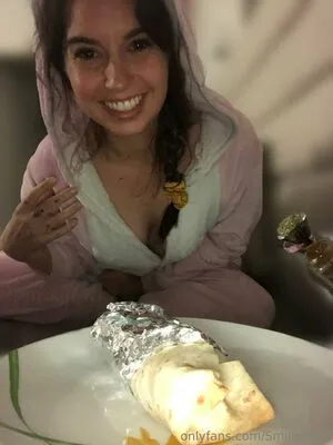 Smilingcici OnlyFans Leaked Free Thumbnail Picture - #UWuuBg812c