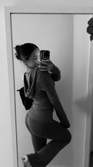 Smillarosaa OnlyFans Leaked Free Thumbnail Picture - #Q9ExDXYrrX