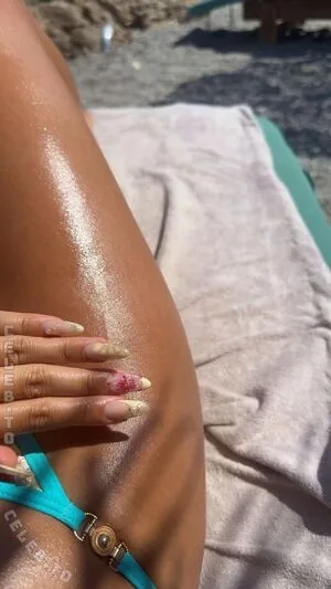 Smillarosaa OnlyFans Leaked Free Thumbnail Picture - #RkxmGirFQc