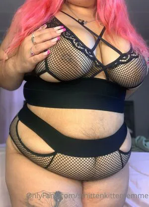 Smittenkittenfemme OnlyFans Leaked Free Thumbnail Picture - #5ngbimUsFe