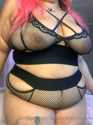 Smittenkittenfemme OnlyFans Leaked Free Thumbnail Picture - #UAkA72QMR5