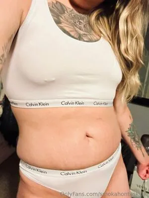 Smokahontaskylie OnlyFans Leaked Free Thumbnail Picture - #GAwYhgYv3E