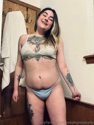 Smokahontaskylie OnlyFans Leaked Free Thumbnail Picture - #mXiCnEZNWw