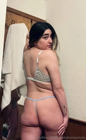 Smokahontaskylie OnlyFans Leaked Free Thumbnail Picture - #uzWnCiunKN