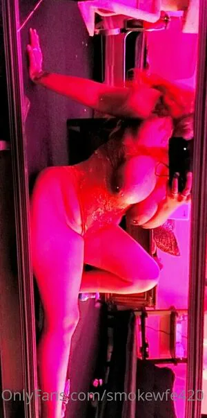 Smokewfe420 OnlyFans Leaked Free Thumbnail Picture - #NdfU2zUJx9