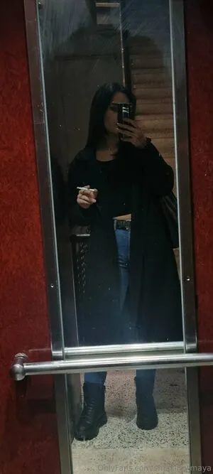 Smoking Maya OnlyFans Leaked Free Thumbnail Picture - #7Gsa5PaSID