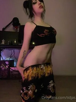 Smokinggoddessjassy OnlyFans Leaked Free Thumbnail Picture - #8E0qp4HY9m