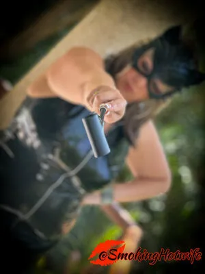 Smokinghotwife OnlyFans Leaked Free Thumbnail Picture - #BAFFZb4jRD