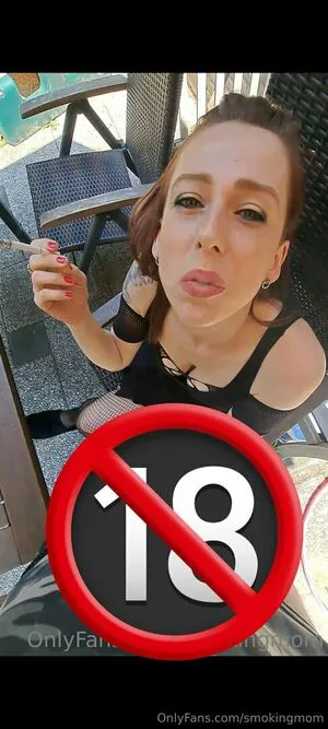 Smokingmom OnlyFans Leaked Free Thumbnail Picture - #fG3XUnnzKq