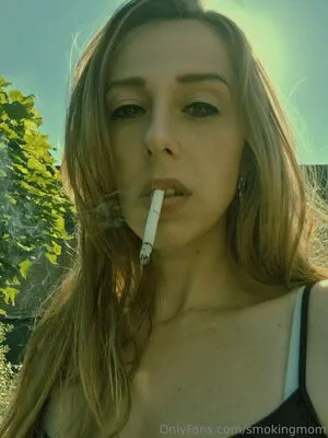 Smokingmom OnlyFans Leaked Free Thumbnail Picture - #gAsgnqW76B